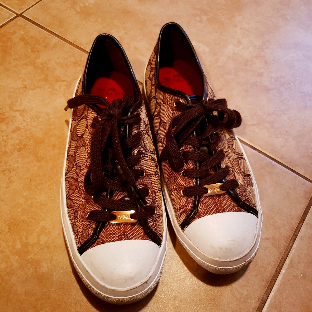 Coach sneakers size 8 (beige/brown)